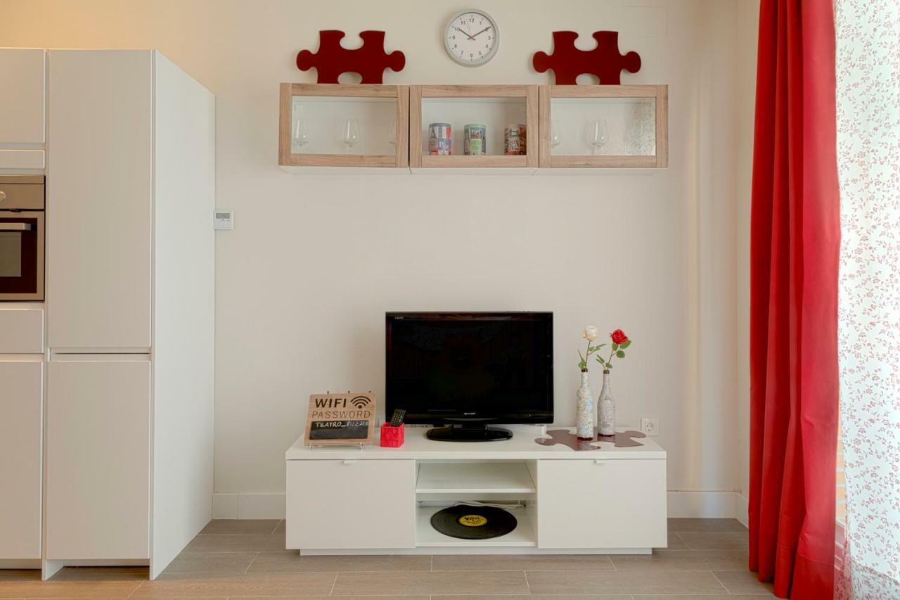 Apartament Suncity Teatro Premier Malaga Zewnętrze zdjęcie